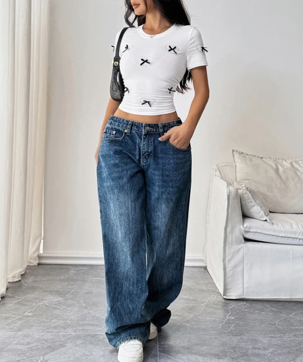 Summer Tops 2025 Heart-Shaped Three-Dimensional Bow Decoration O-Neck T-Shirt Top for Women's Summer Elegant Tight Fitting Top